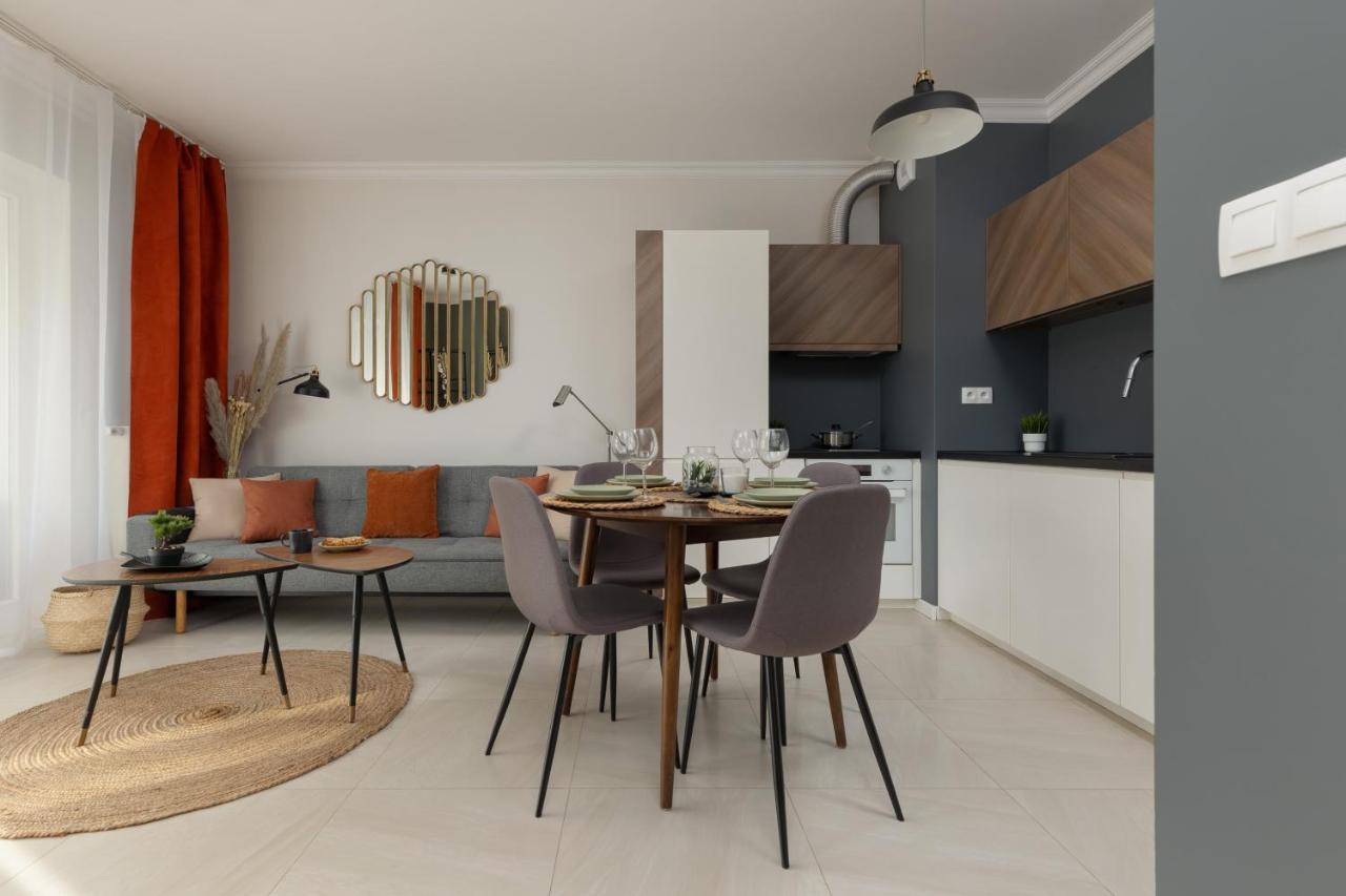 Lakeview Apartment Kapelanow Armii Krajowej By Noclegi Renters Warszawa Eksteriør bilde