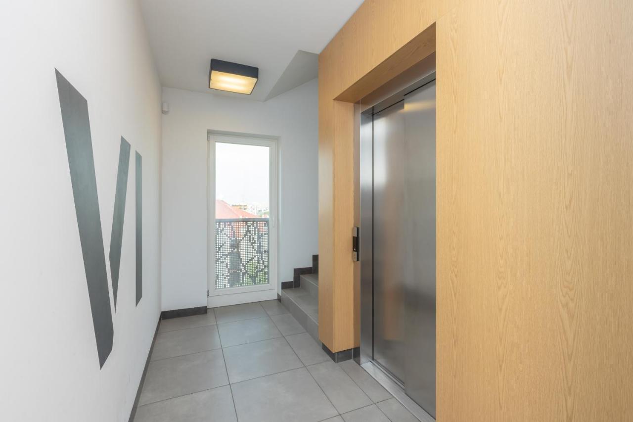 Lakeview Apartment Kapelanow Armii Krajowej By Noclegi Renters Warszawa Eksteriør bilde